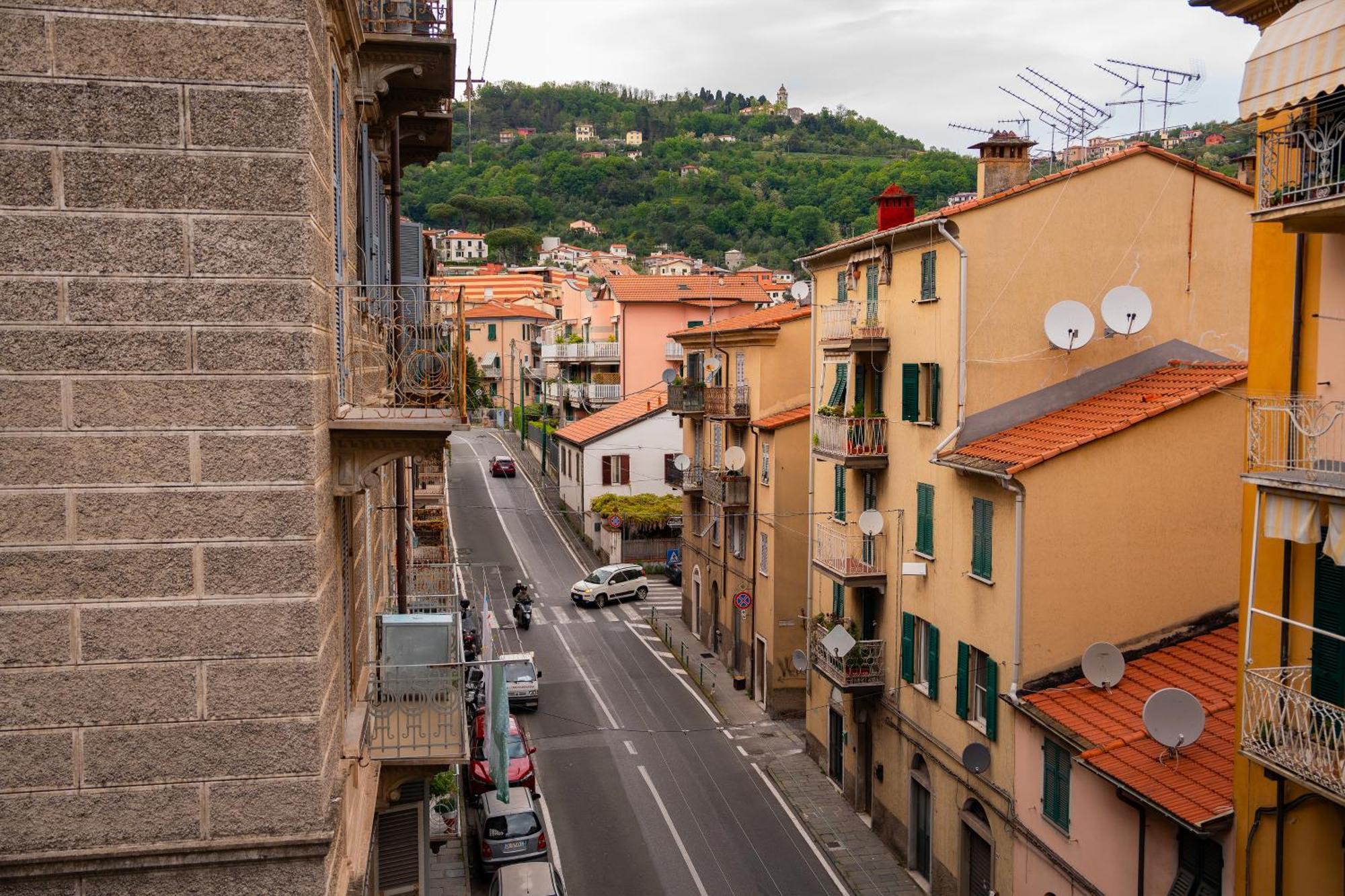Luminoso Appartamento Vicino Alle Cinque Terre 斯培西亚 外观 照片